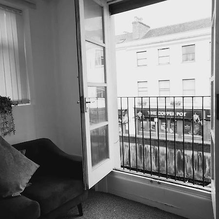 High Street, 2 Bed, Newly Refurb Lägenhet Leamington Spa Exteriör bild